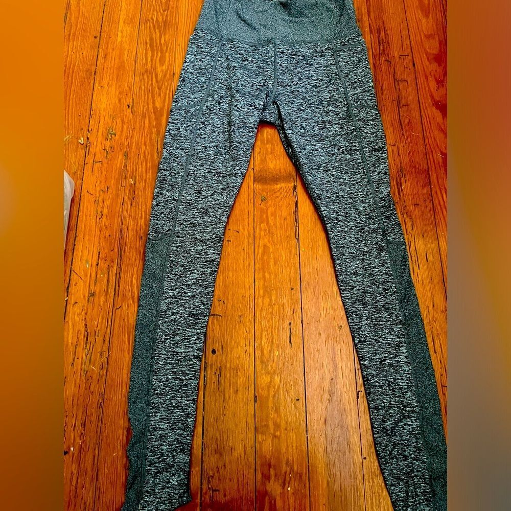 Athleta Exhale Heel Tight Gray NWOT